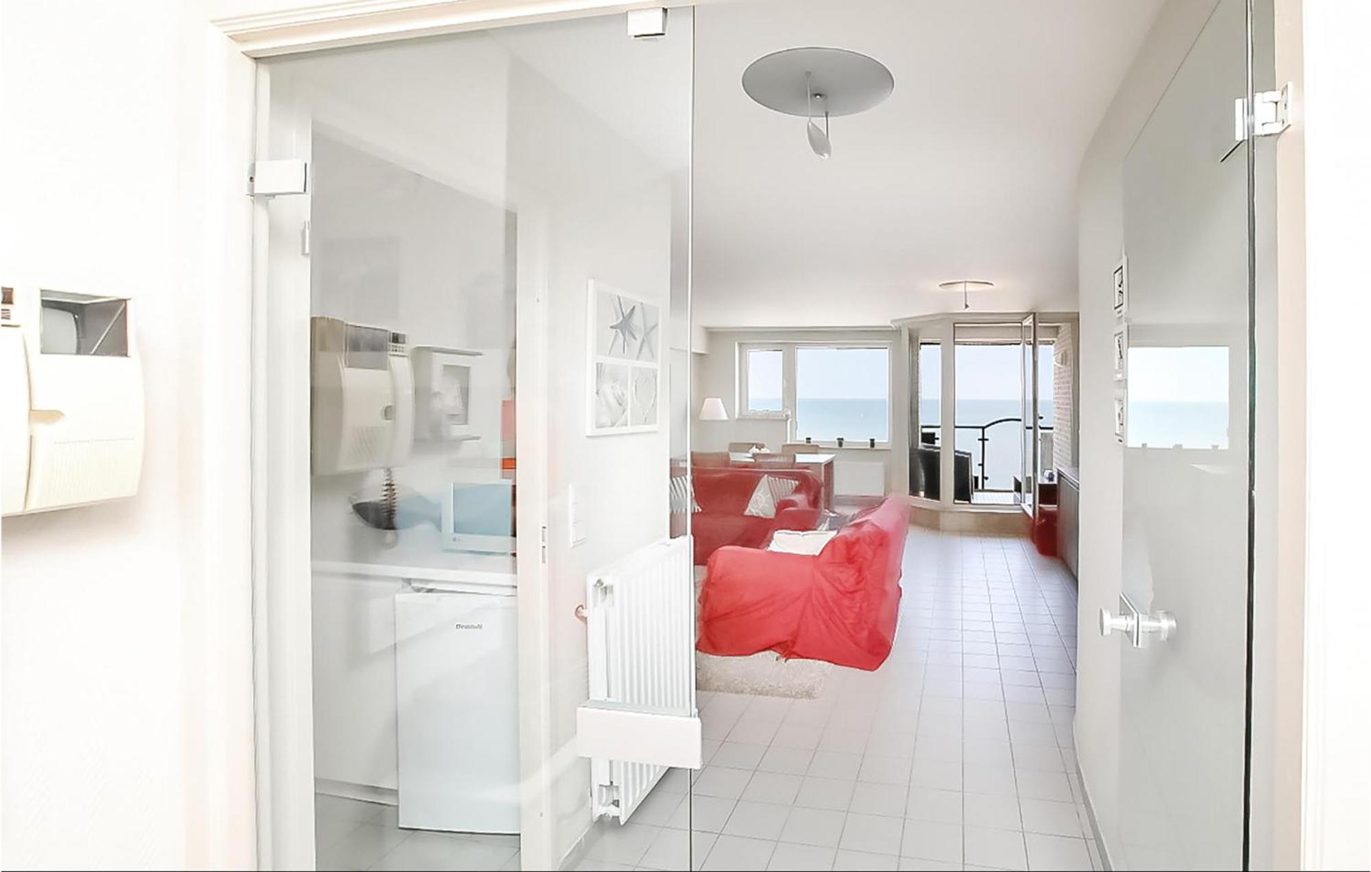 Amazing Apartment In Oostende With House Sea View Exterior photo